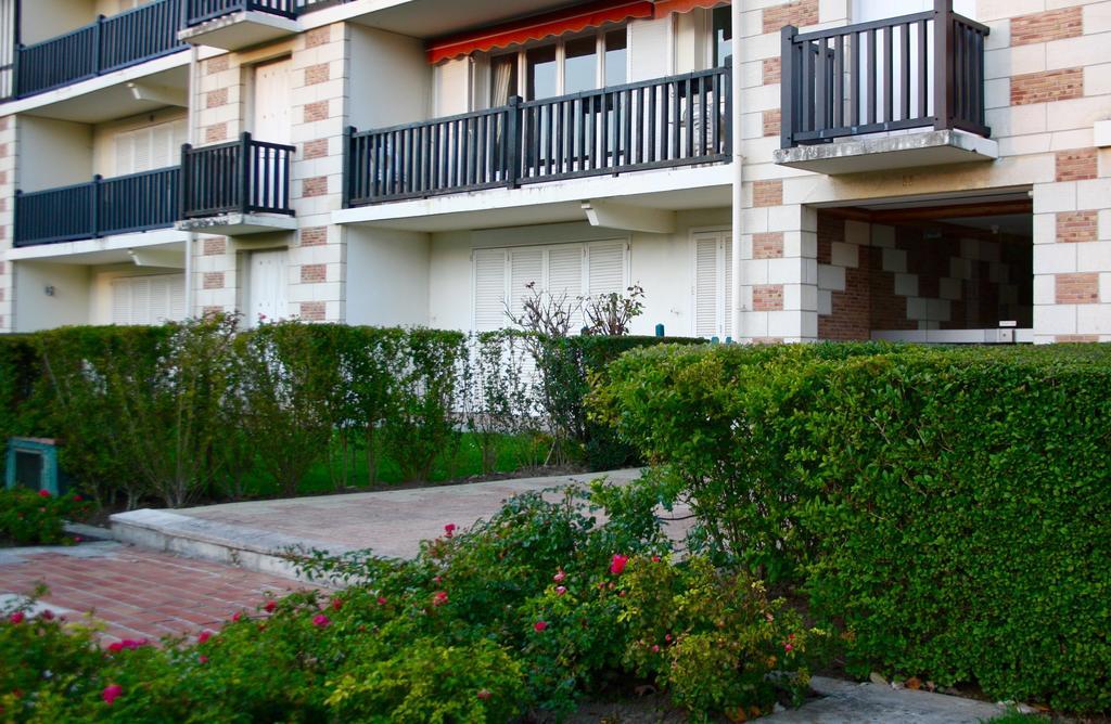 Appartement Le Clos De Sablier Tourgéville Rom bilde